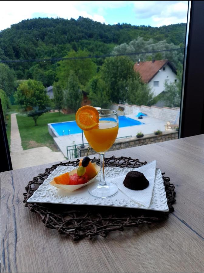 Hotel Lohovo Bihać Exterior foto