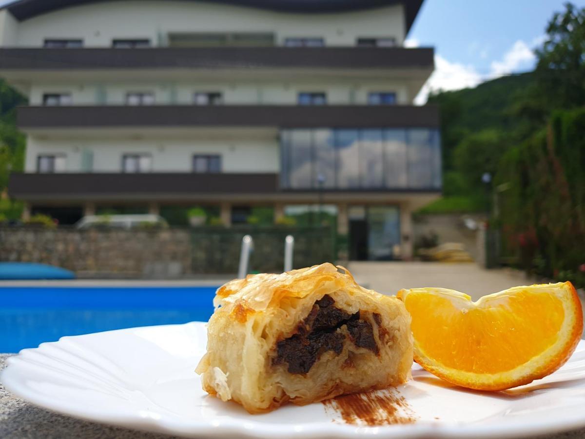 Hotel Lohovo Bihać Exterior foto